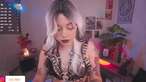 JULIE UWU online show from March 16, 2026, 7:40 pm