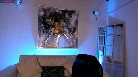 Violett  online show from February 28, 2026, 10:38 am