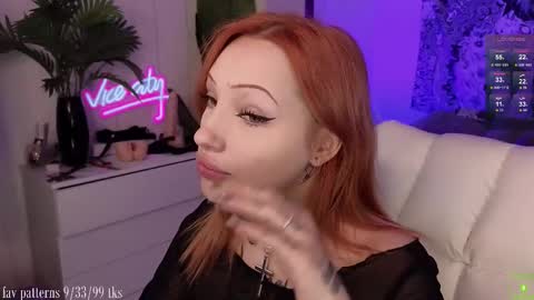 Snapshot of violetvio1ator chatting on November 14, 2025, 3:49 am Dommy mommy online show from November 14, 2025, 3:49 am