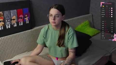 Violet online show from February 17, 2026, 11:50 am