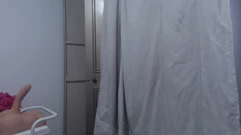 violetxia_ online show from March 15, 2026, 4:51 am