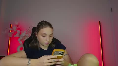 Violla online show from January 12, 2026, 10:53 am