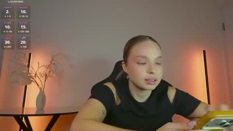 Violla online show from March 16, 2026, 11:14 am