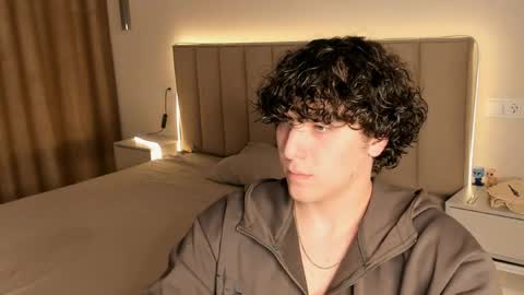 vip_person_ online show from March 30, 2026, 10:33 pm