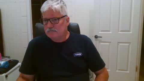 viper654321 online show from November 18, 2025, 7:46 am