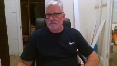 viper654321 online show from January 16, 2026, 7:34 am