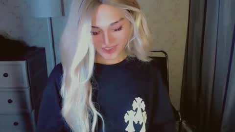 Pearl online show from March 8, 2026, 11:47 am