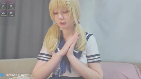  Lily  online show from October 27, 2025, 4:33 pm