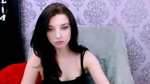 VirginLuna online show from February 22, 2026, 8:18 pm