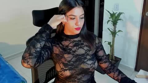 Snapshot of virtual111_ chatting on February 13, 2025, 10:43 pm Lu online show from February 13, 2025, 10:43 pm
