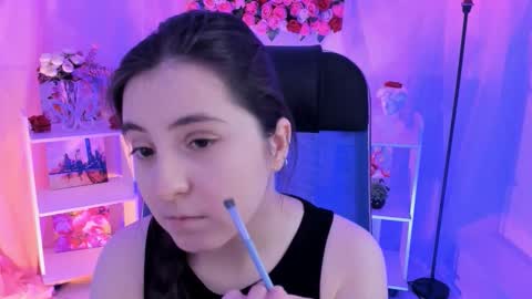 Snapshot of virtualvoyant chatting on October 17, 2025, 7:33 am your love online show from October 17, 2025, 7:33 am