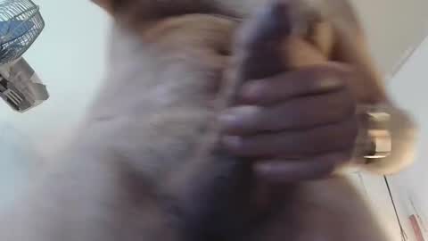 Latin Romantic online show from December 20, 2025, 3:19 pm