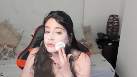 Snapshot of vitaxviper chatting on November 15, 2025, 7:43 pm Vit a Viper online show from November 15, 2025, 7:43 pm