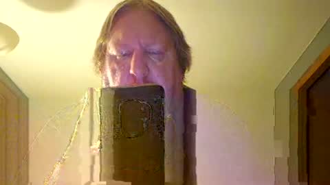 Snapshot of vitodad70 chatting on January 7, 2025, 8:03 am vitodad70 online show from January 7, 2025, 8:03 am