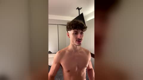 vitoraugustoxxx online show from December 19, 2025, 12:17 am