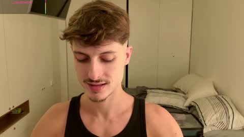 vitoraugustoxxx online show from June 2, 2026, 8:22 pm