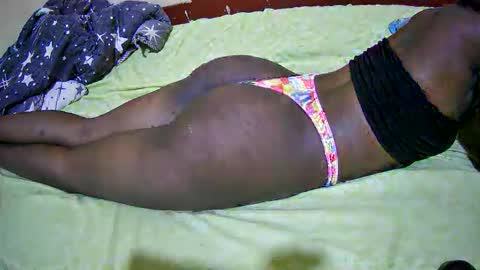 Snapshot of viva_sweet chatting on April 25, 2026, 7:33 pm viva_sweet online show from April 25, 2026, 7:33 pm