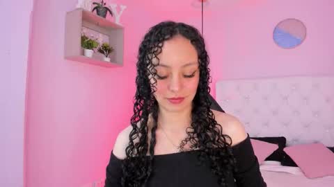 Vivi online show from October 29, 2025, 3:42 am