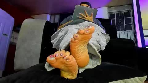 Snapshot of vivi_honey_ chatting on October 2, 2025, 11:23 pm IGkarol navarret3 online show from October 2, 2025, 11:23 pm