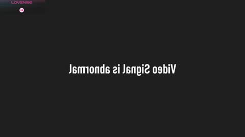 vivi_west online show from April 19, 2026, 5:23 pm
