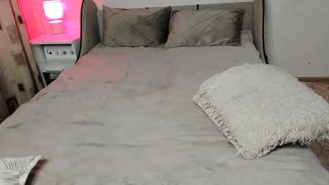 vivian_alison online show from December 3, 2024, 10:40 pm