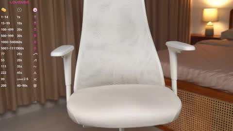 Vivian online show from February 14, 2025, 11:10 am