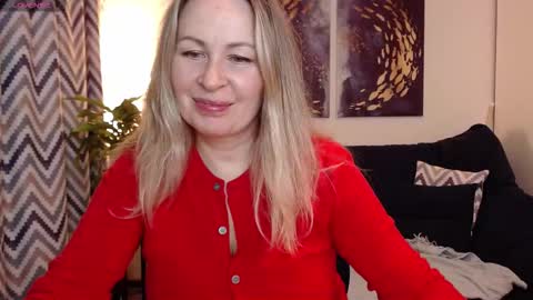 Vivian online show from October 21, 2025, 6:30 pm