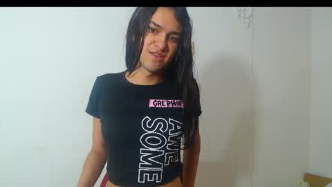 instagram Viviana73215 online show from April 16, 2026, 12:17 pm