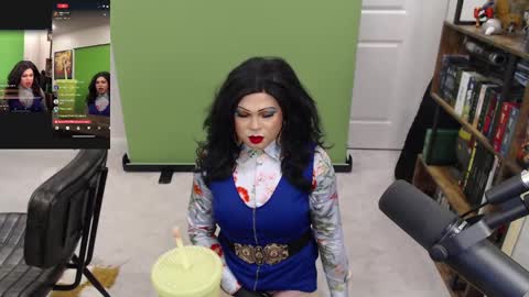 Snapshot of vivianfrost chatting on March 4, 2025, 8:24 am VivianFrosty online show from March 4, 2025, 8:24 am