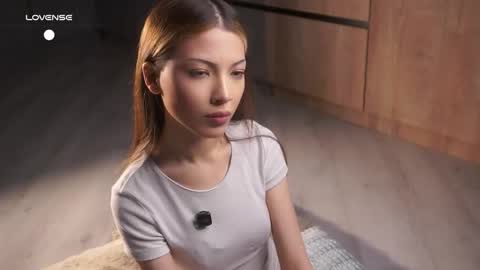 Naomi online show from May 4, 2026, 1:29 pm