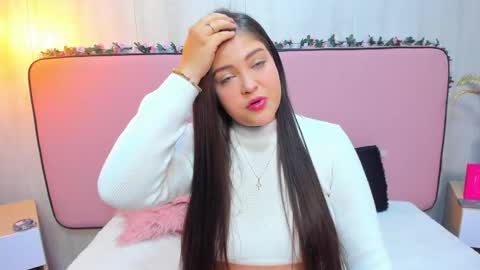 Vivian online show from October 2, 2025, 12:12 pm