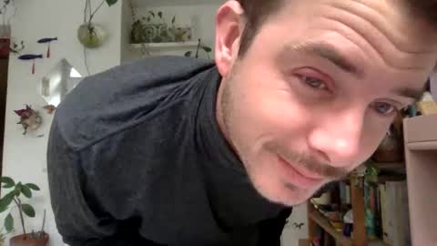 Snapshot of vivid_ether chatting on December 11, 2024, 9:19 am Viv online show from December 11, 2024, 9:19 am