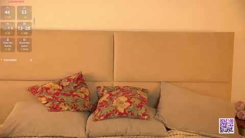 Nelly and Mari online show from November 19, 2025, 8:58 am