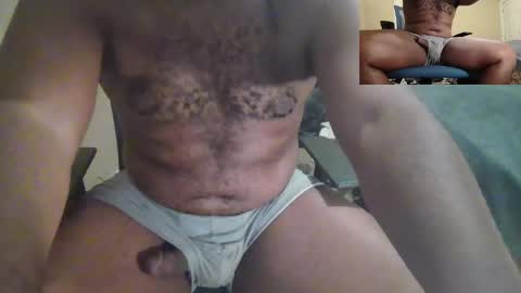 Snapshot of vividerblock45 chatting on October 4, 2025, 5:16 am youngbbc538 online show from October 4, 2025, 5:16 am