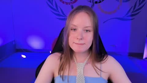 Vivien online show from December 7, 2024, 12:13 pm