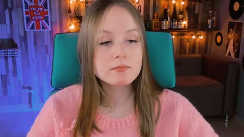 Vivien online show from January 22, 2025, 2:35 pm