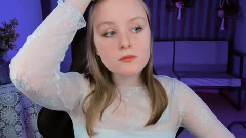 Vivien online show from February 15, 2025, 9:05 am