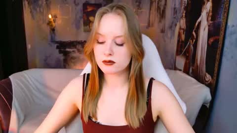 Vivien online show from March 23, 2026, 5:33 am