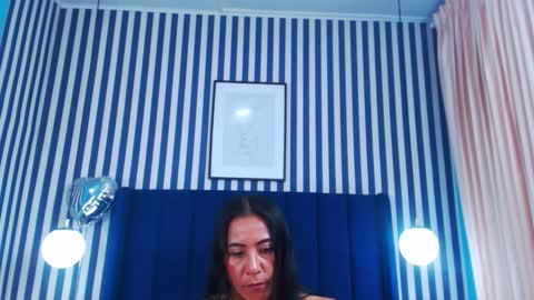 Vivian  online show from January 7, 2026, 1:13 pm