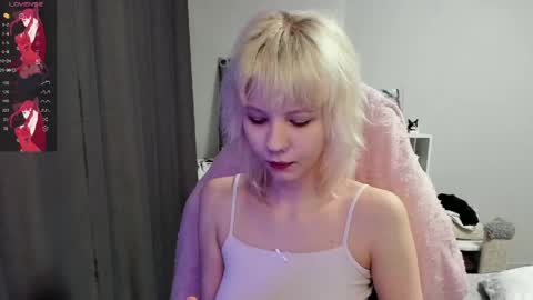 chatur babes online show from April 26, 2026, 8:06 pm