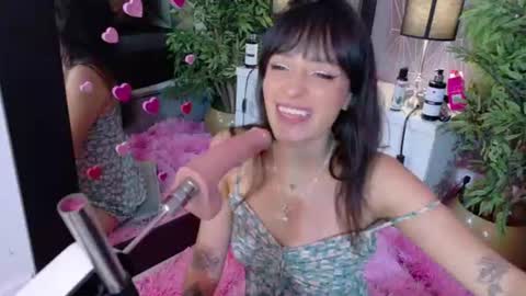 Vixen  online show from June 13, 2026, 12:52 am