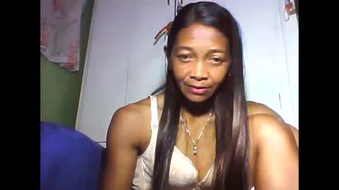 vixen_lina online show from May 4, 2026, 6:15 pm