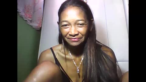 vixen_lina online show from May 12, 2026, 6:10 am