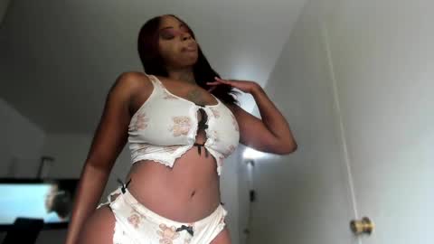 Sasha Malone online show from May 5, 2026, 5:21 pm