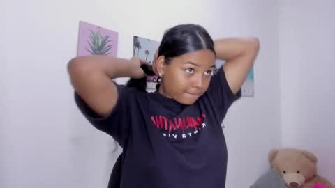 Snapshot of vixenlust17 chatting on February 19, 2026, 1:56 am vixenlust17 online show from February 19, 2026, 1:56 am