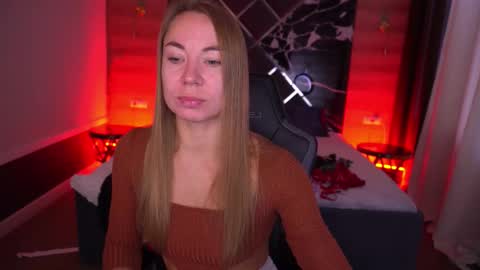 Snapshot of vixenmuse chatting on October 27, 2025, 6:50 am Ur Lady online show from October 27, 2025, 6:50 am