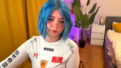 Snapshot of vixenp chatting on December 2, 2024, 5:15 pm Polly Online mostly at 9pm-2am UK Time online show from December 2, 2024, 5:15 pm