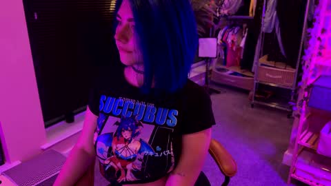 Snapshot of vixenp chatting on October 3, 2025, 5:54 pm Polly Online mostly at 9pm-2am UK Time online show from October 3, 2025, 5:54 pm