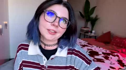 Snapshot of vixenp chatting on August 7, 2026, 6:54 pm Polly Online mostly at 9pm-2am UK Time online show from August 7, 2026, 6:54 pm