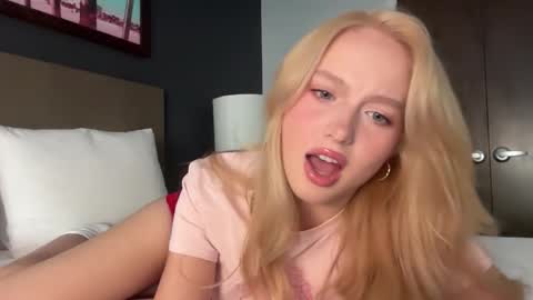 Victoria online show from October 29, 2025, 10:22 pm